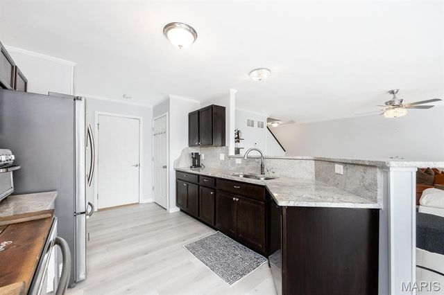 846 Harbor Woods Drive, Fairview Heights, IL 62208