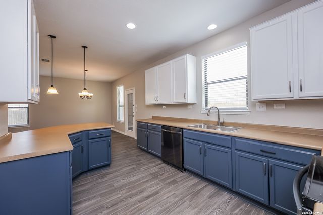 3716 Villa Rey, San Antonio, TX 78245