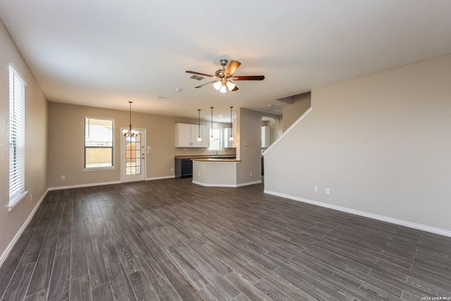 3716 Villa Rey, San Antonio, TX 78245