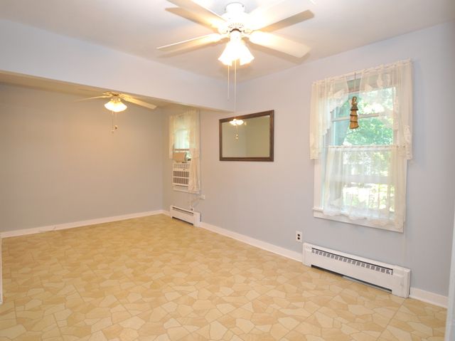 35909 N Helendale Road, Ingleside, IL 60041