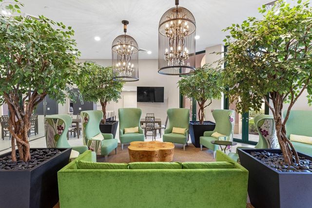 100 SE 5th Avenue 415, Boca Raton, FL 33432