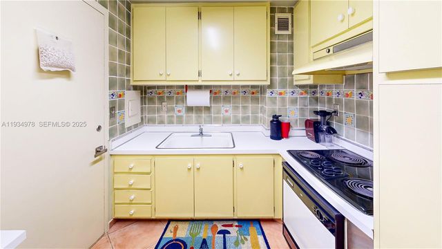 3301 NE 5th Ave 110, Miami, FL 33137