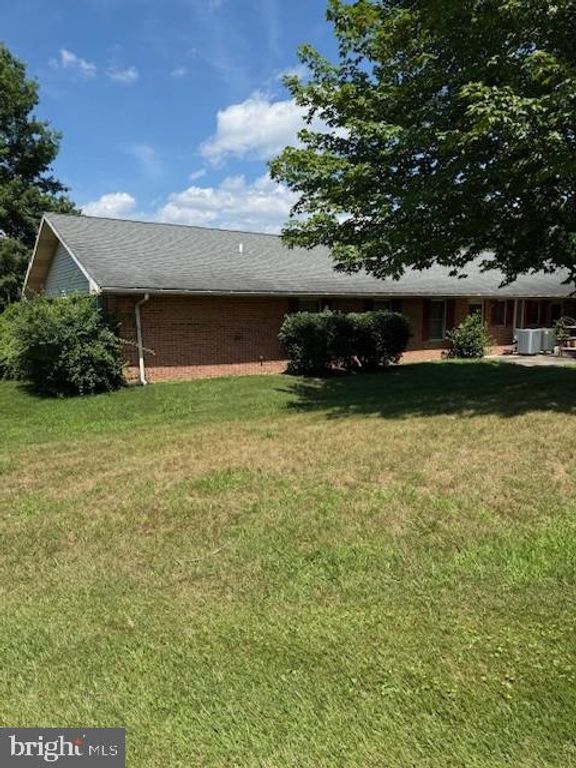 11972 N WOODLEA DRIVE, Waynesboro, PA 17268