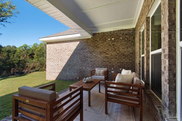 6490 Ledgestone Ct, Pensacola, FL 32526