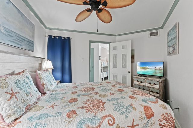 6300 Seawall Boulevard 3308, Galveston, TX 77551