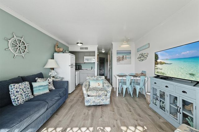 6300 Seawall Boulevard 3308, Galveston, TX 77551