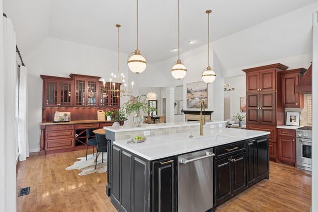 10 Lymington Ct, Brentwood, TN 37027