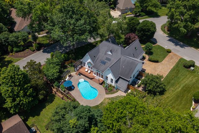 10 Lymington Ct, Brentwood, TN 37027