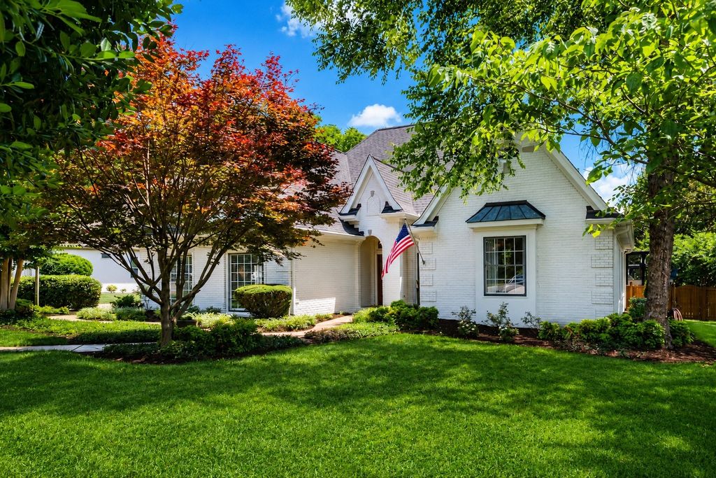 10 Lymington Ct, Brentwood, TN 37027