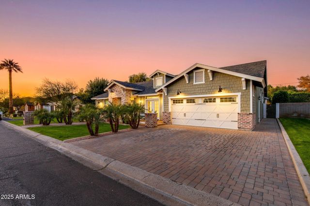 3838 E DEVONSHIRE Avenue, Phoenix, AZ 85018