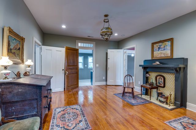 310 E Franklin St, Gallatin, TN 37066