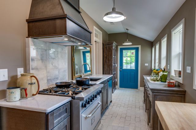 310 E Franklin St, Gallatin, TN 37066