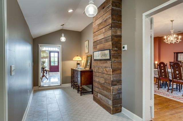 310 E Franklin St, Gallatin, TN 37066