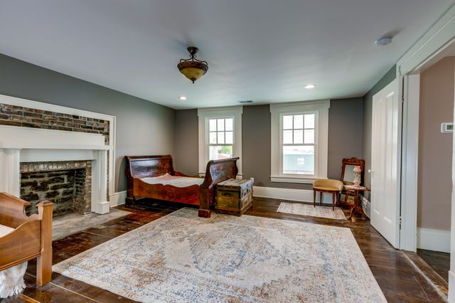 310 E Franklin St, Gallatin, TN 37066