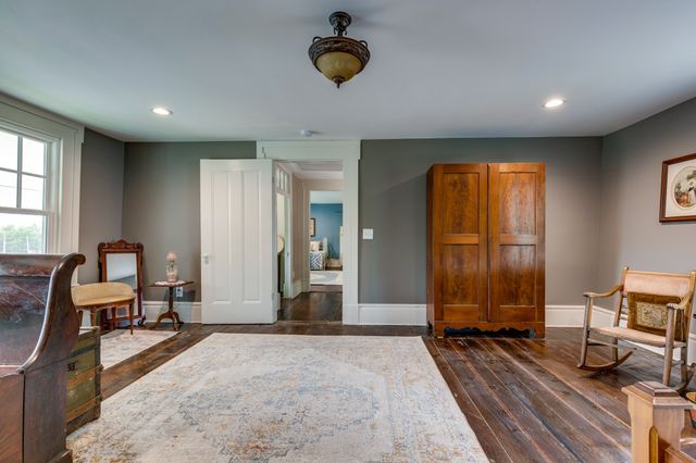 310 E Franklin St, Gallatin, TN 37066