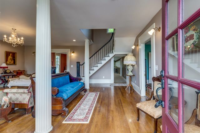 310 E Franklin St, Gallatin, TN 37066