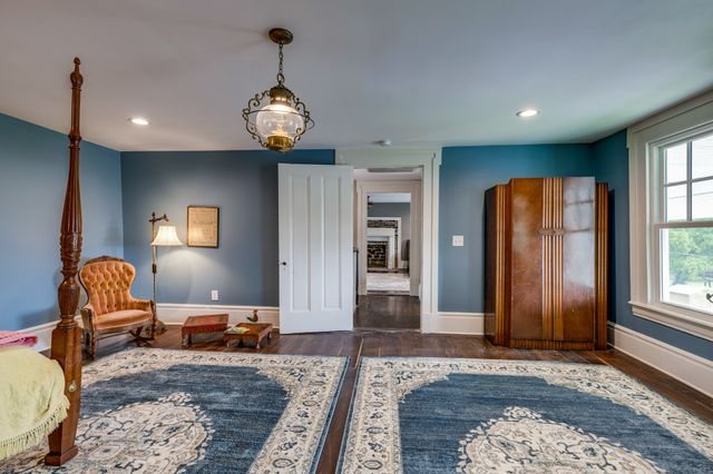 310 E Franklin St, Gallatin, TN 37066