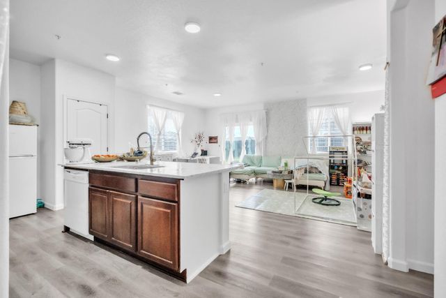 3766 Partridge Pkwy, Olivehurst, CA 95961