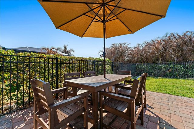 6291 Arcadia Square, Vero Beach, FL 32966