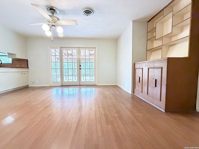 435 Burnside, San Antonio, TX 78209