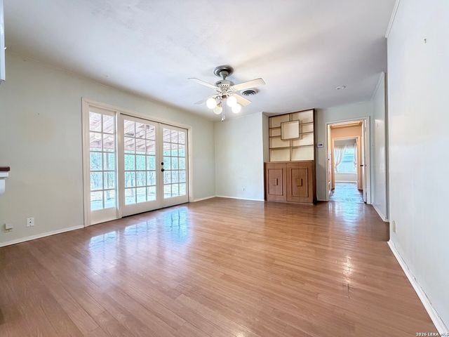 435 Burnside, San Antonio, TX 78209