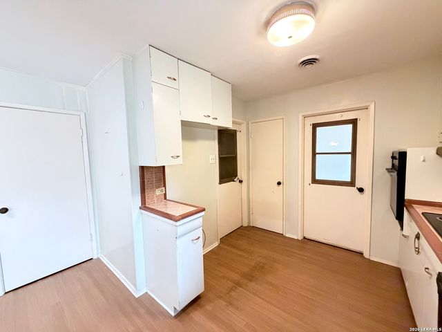 435 Burnside, San Antonio, TX 78209