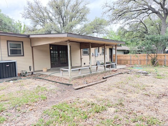 435 Burnside, San Antonio, TX 78209