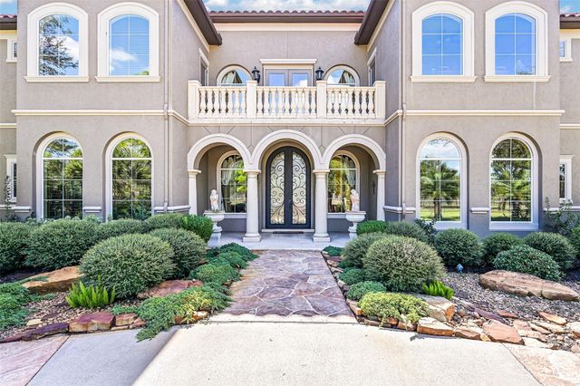 2117 San Miguel Drive, Friendswood, TX 77546