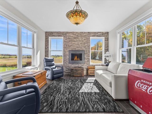 270 Sutton Farm Drive, Shelburne, VT 05482