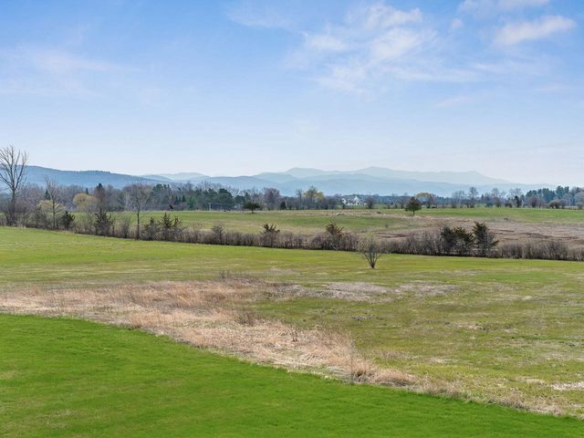 270 Sutton Farm Drive, Shelburne, VT 05482