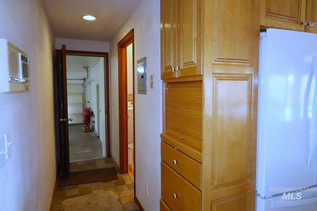 2300 W Aspen Cove Dr, Meridian, ID 83642