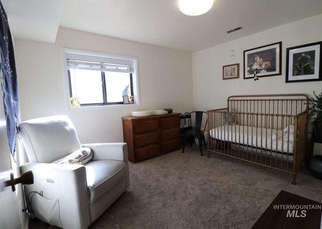 2300 W Aspen Cove Dr, Meridian, ID 83642