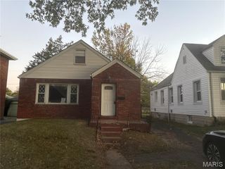 6821 Raymond Avenue, St Louis, MO 63130