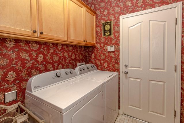 7470 E Fedora Avenue, Fresno, CA 93737