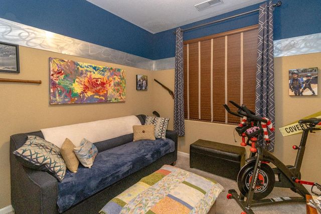 7470 E Fedora Avenue, Fresno, CA 93737