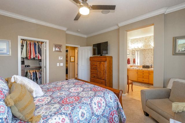 7470 E Fedora Avenue, Fresno, CA 93737