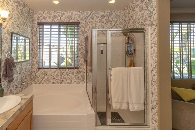 7470 E Fedora Avenue, Fresno, CA 93737