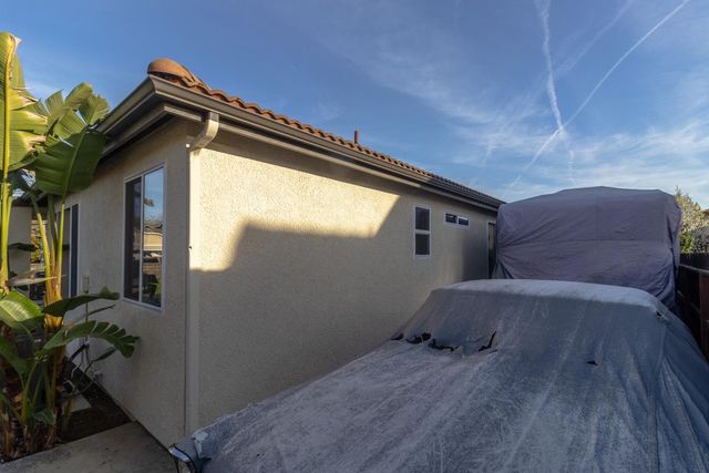 7470 E Fedora Avenue, Fresno, CA 93737