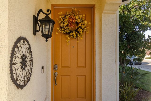 7470 E Fedora Avenue, Fresno, CA 93737