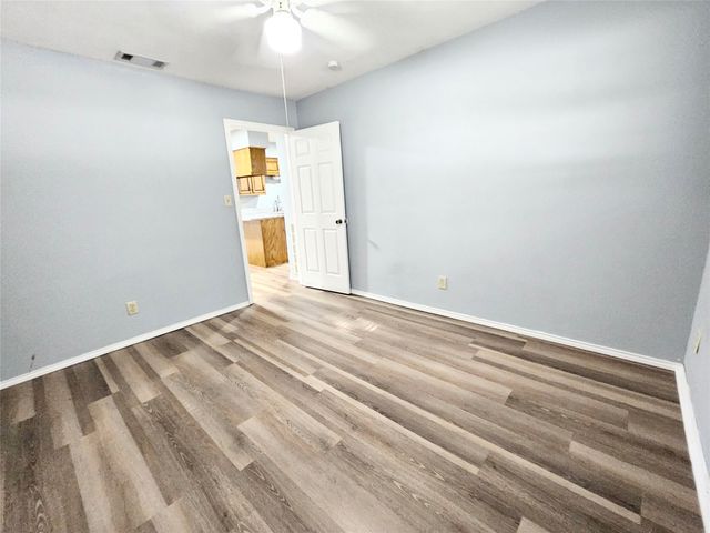 1124 Kathy Lane, Lewisville, TX 75067