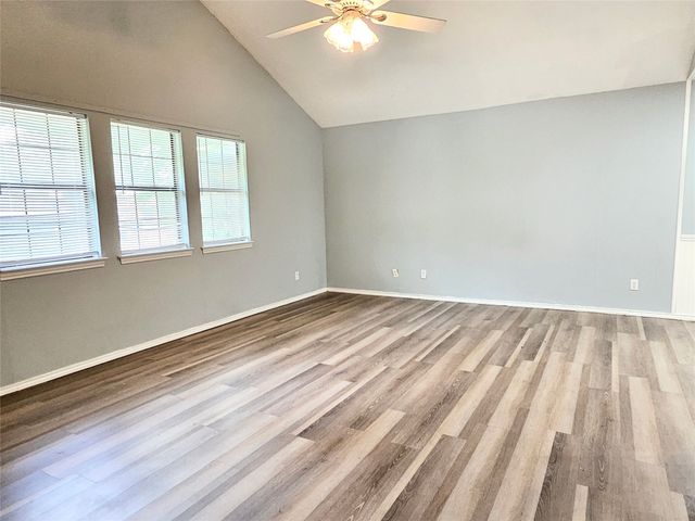 1124 Kathy Lane, Lewisville, TX 75067