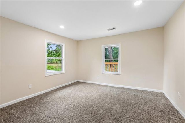 5555 Mason Road, Atlanta, GA 30349