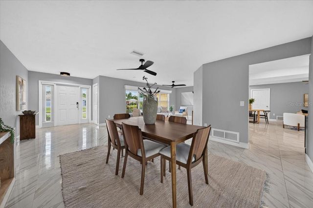 100 MATISSE CIRCLE W, Nokomis, FL 34275