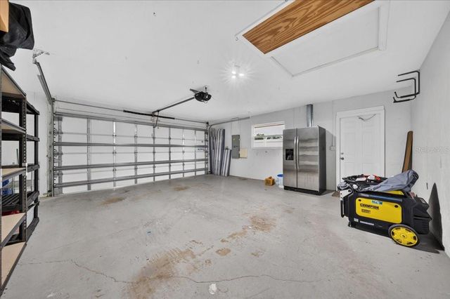 100 MATISSE CIRCLE W, Nokomis, FL 34275