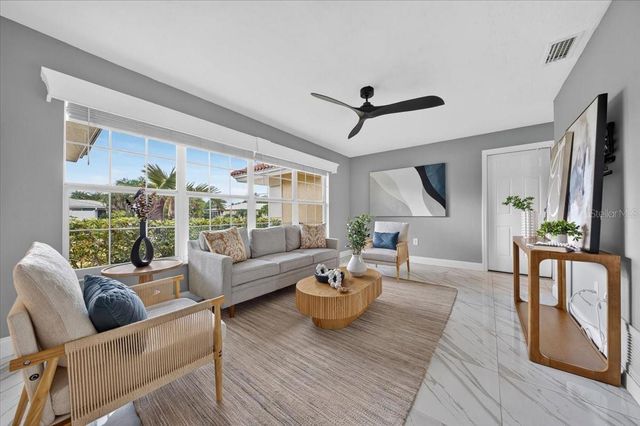 100 MATISSE CIRCLE W, Nokomis, FL 34275