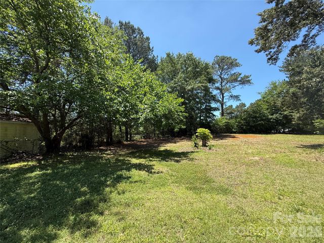 652 Cherry Street, Wadesboro, NC 28170