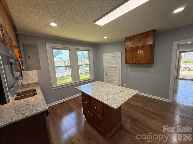 652 Cherry Street, Wadesboro, NC 28170