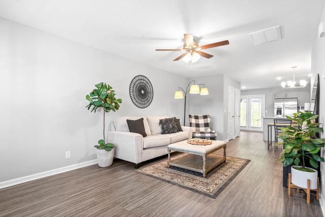 102 Davis Ridge Lane, Clarksville, TN 37040