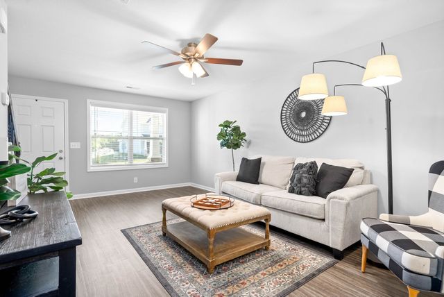 102 Davis Ridge Lane, Clarksville, TN 37040