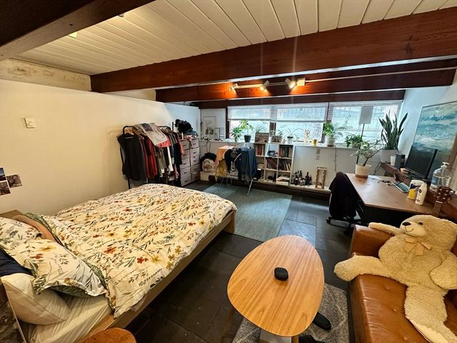 77 Joy 1, Boston, MA 02114